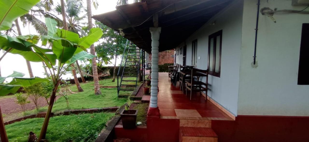 Perch By The Sea Acomodação com café da manhã Kannur Exterior foto